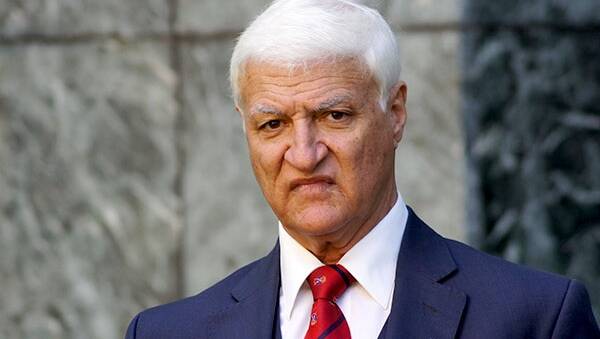 Bob Katter wants a new Army battalion to be based at Mount Isa.