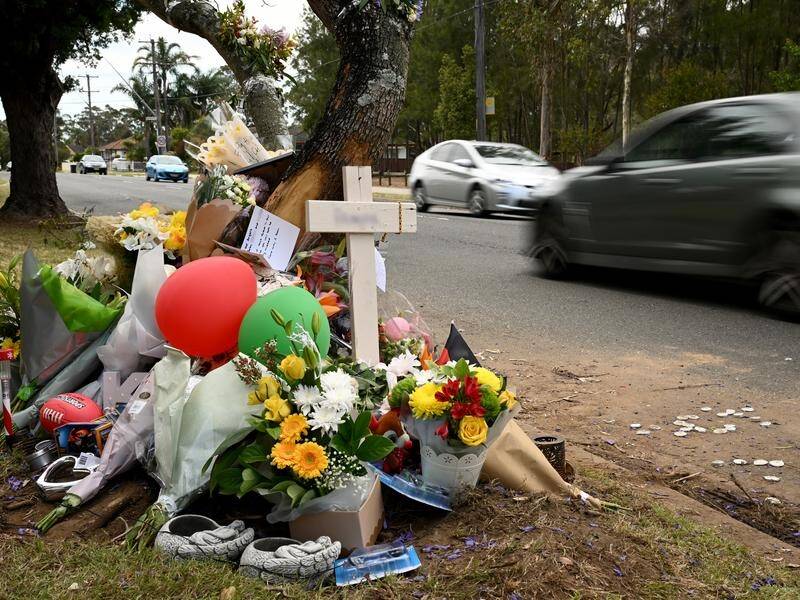 Increasing deaths show the National Road Safety Strategy is off track, the AAA says. (Dan Himbrechts/AAP PHOTOS)