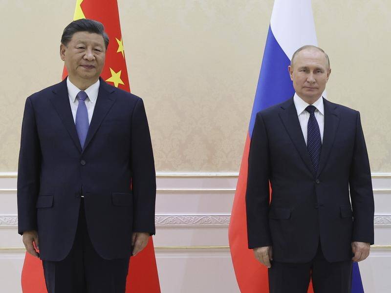 China's President Xi Jinping (l) and Russia's Vladimir Putin have met in Samarkand. (AP PHOTO)