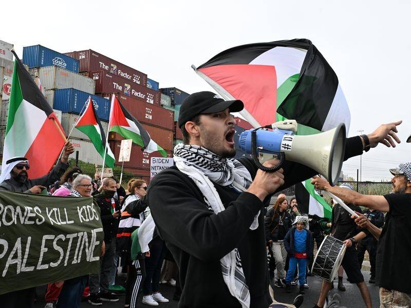 Pro-Palestine rallies continue to be planned across Australia, including in Melbourne and Sydney. (James Ross/AAP PHOTOS)
