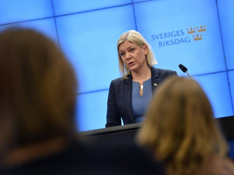 Magdalena Andersson has been elected again as head of the Swedish government by MPs.