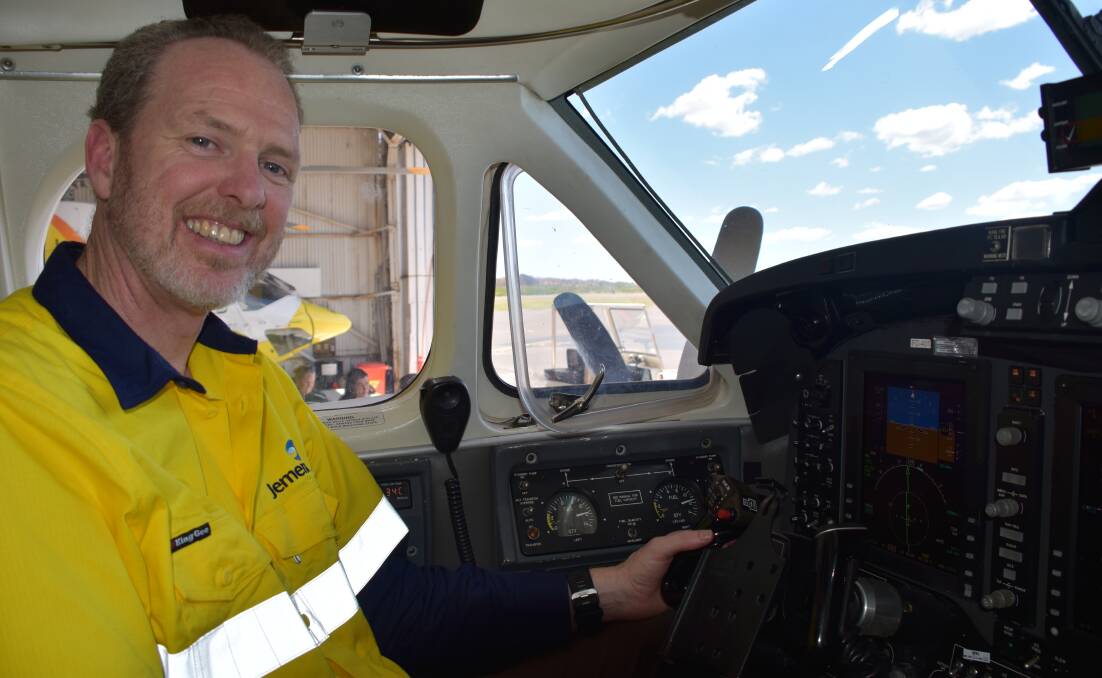 Jemena managing director Paul Adams was given the royal treatment when he visited the RFDS hanger this week. 